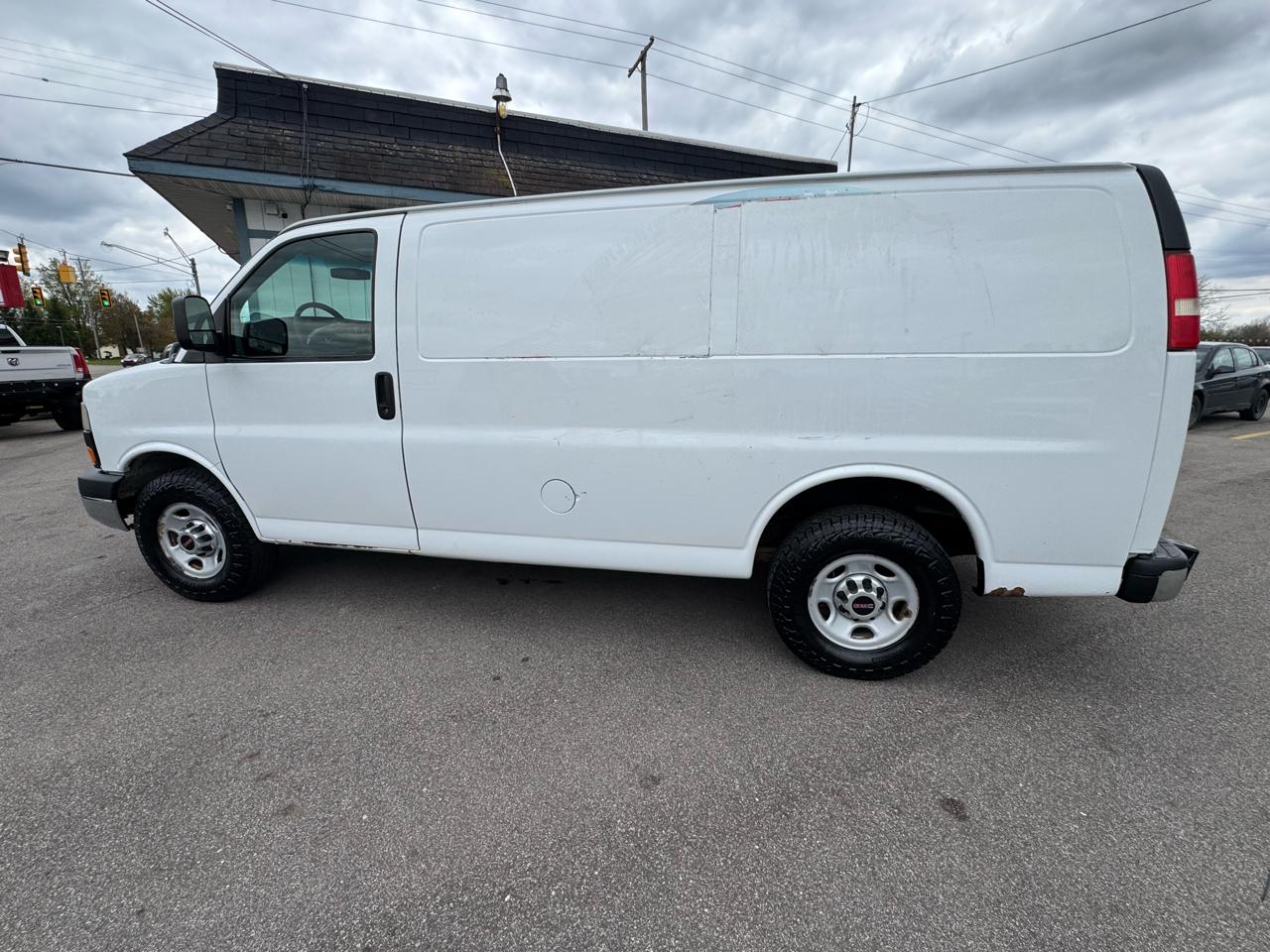GMC Savana G2500 Cargo 2014
