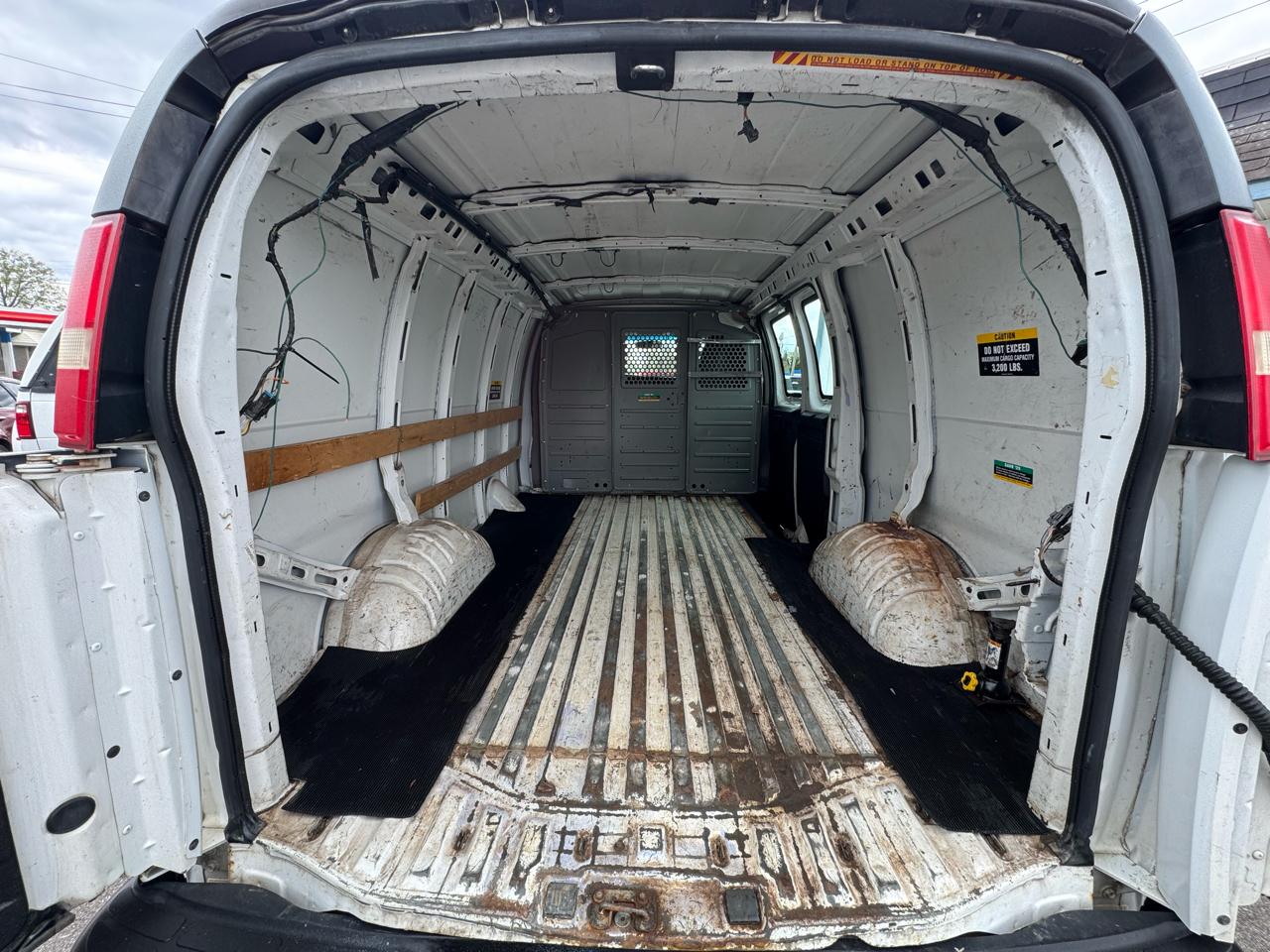 GMC Savana G2500 Cargo 2014