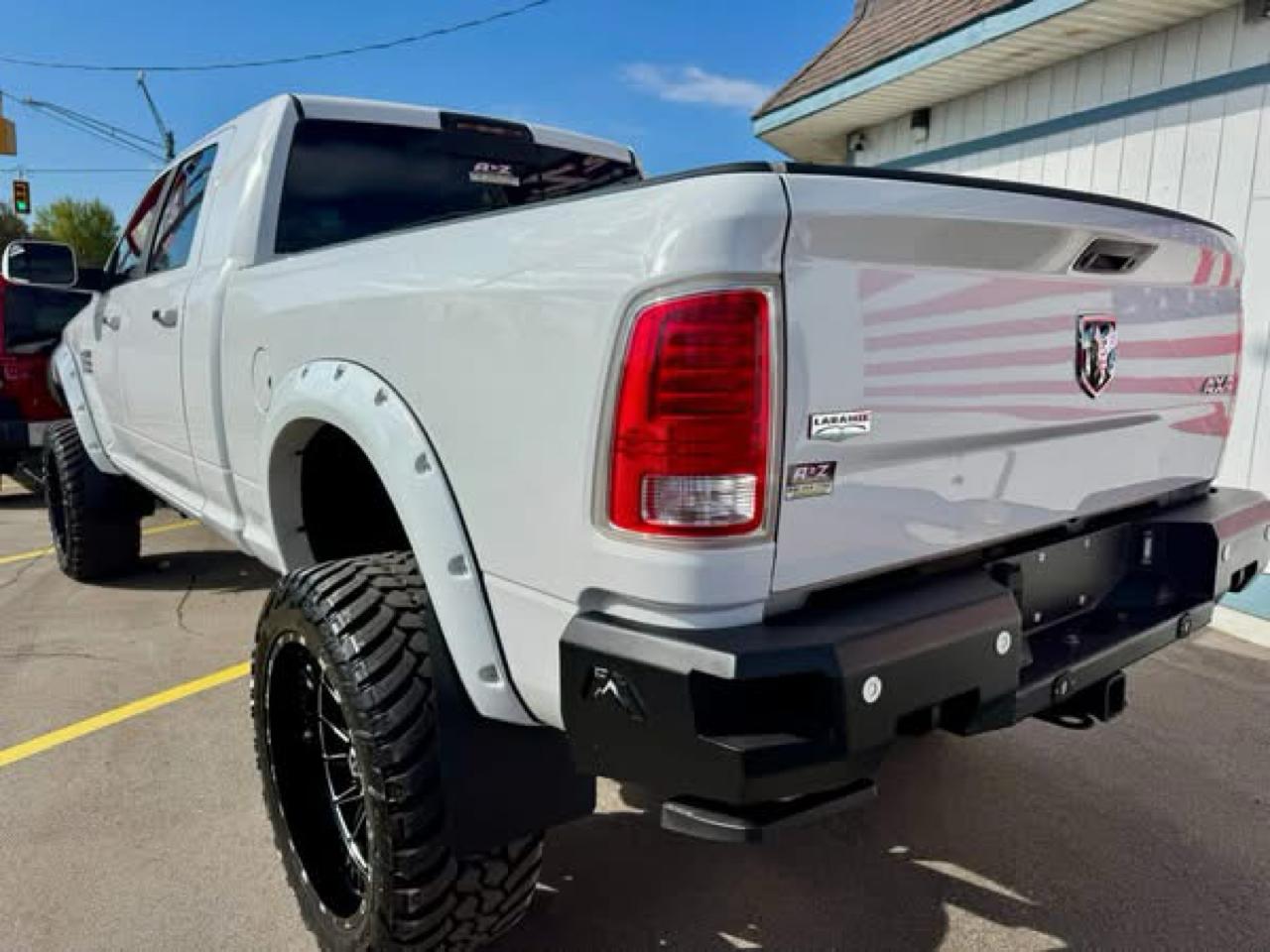 RAM 3500 Laramie Mega Cab 4WD 2016