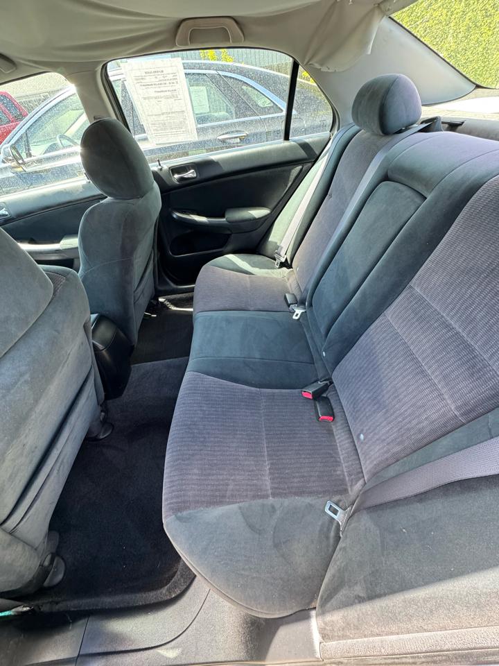 Honda Accord LX V6 sedan AT 2003