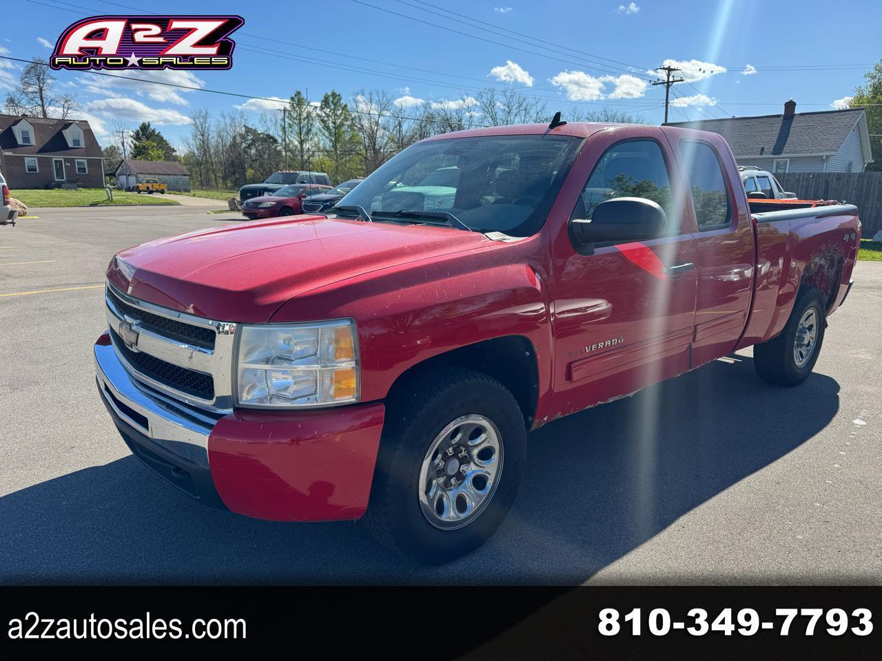 Chevrolet Silverado 1500 LS Extended Cab 4WD 2011