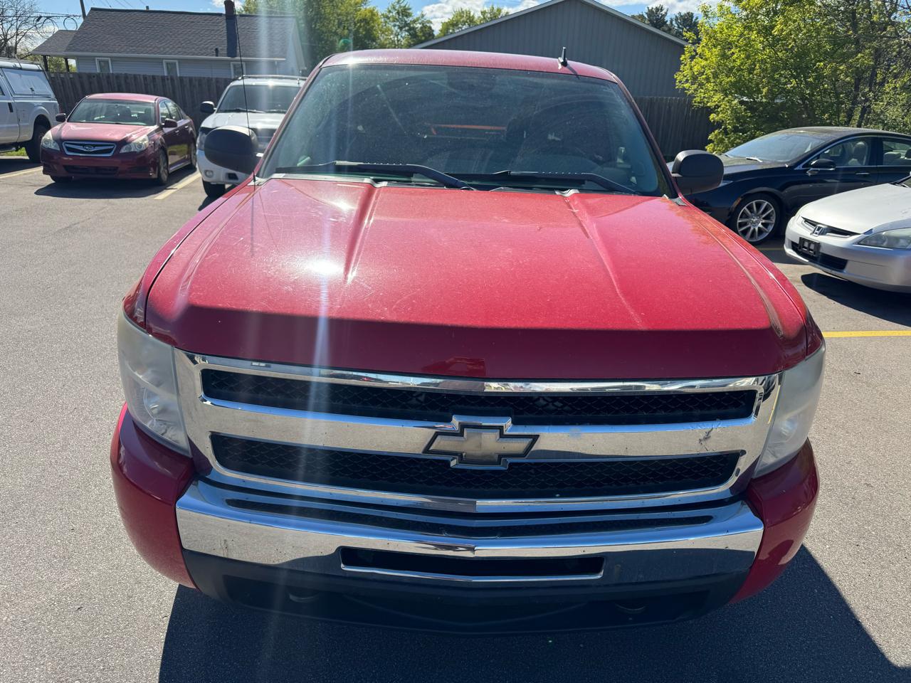 Chevrolet Silverado 1500 LS Extended Cab 4WD 2011