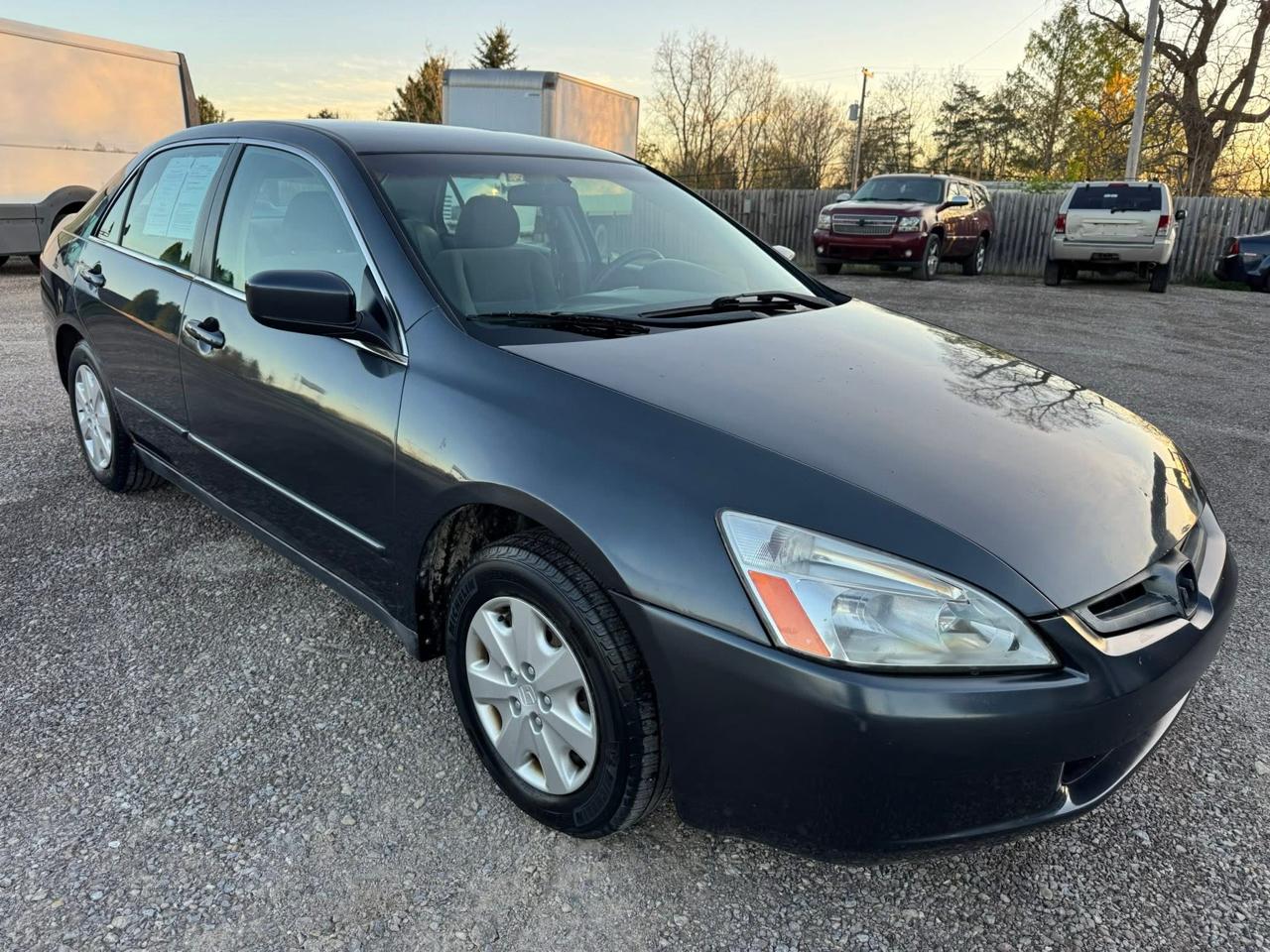 Honda Accord LX sedan AT 2004