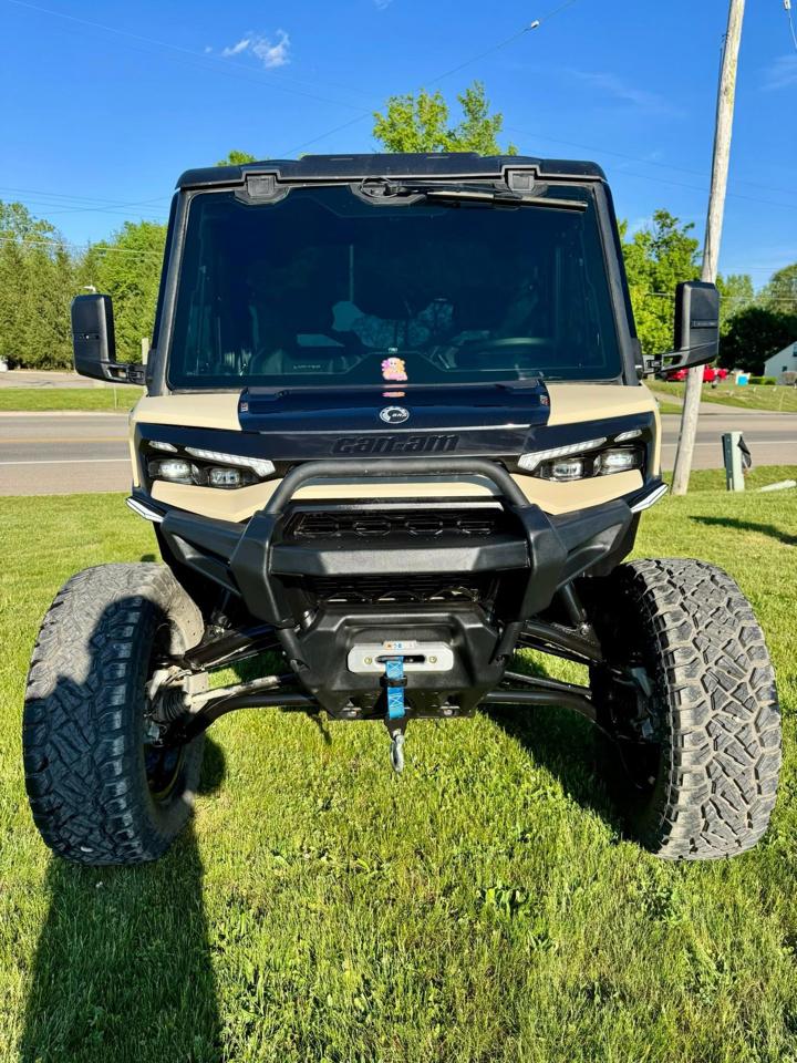 Can-Am Defender Limited HD10  2026