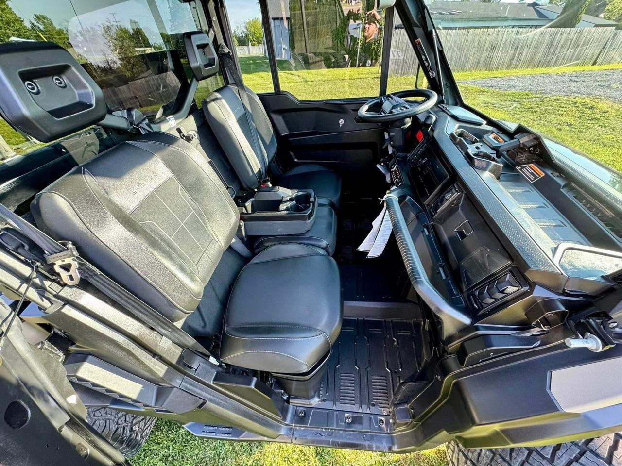 Can-Am Defender Limited HD10  2026