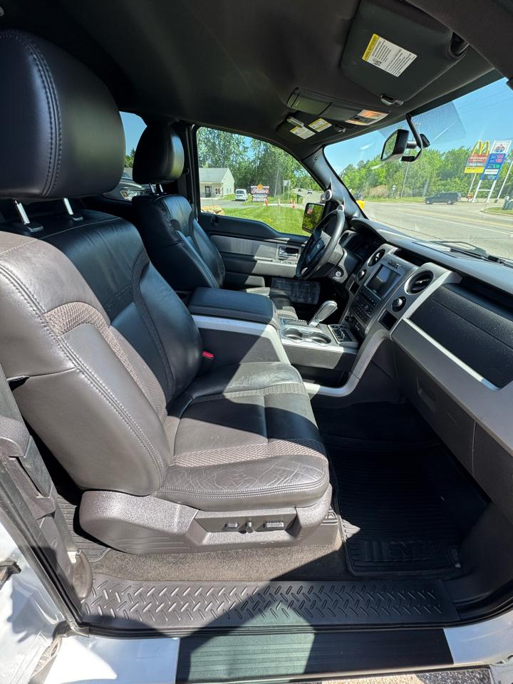 Ford F-150 SVT Raptor SuperCab 5.5-ft. Bed 4WD 2011
