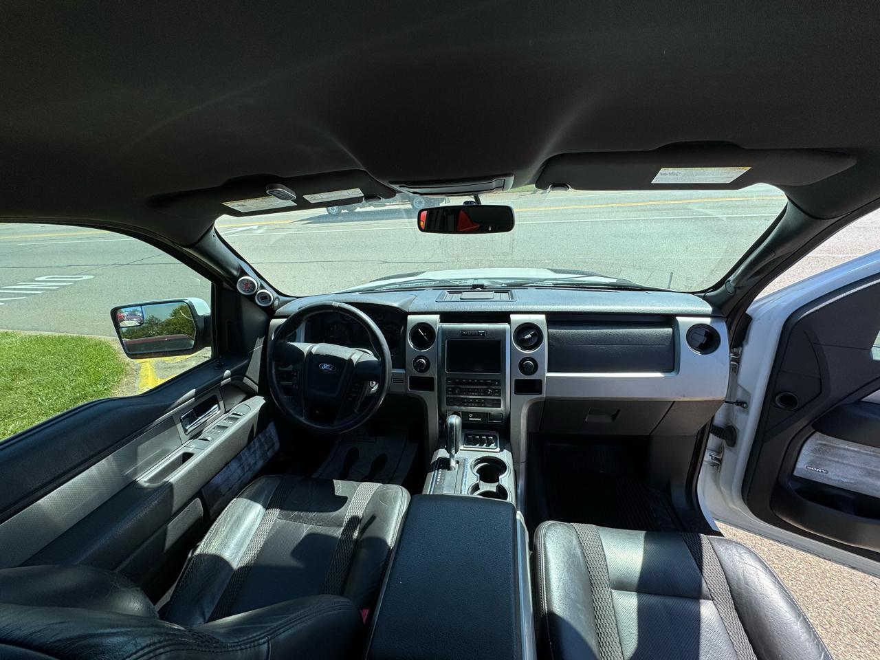 Ford F-150 SVT Raptor SuperCab 5.5-ft. Bed 4WD 2011