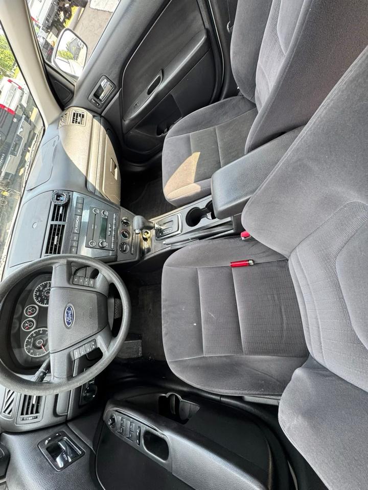 Ford Fusion V6 SE 2009