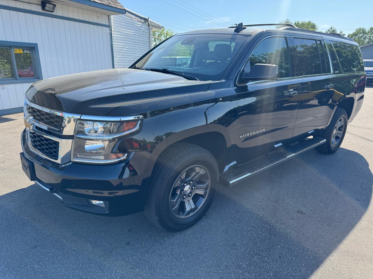 Chevrolet Suburban LT 4WD 2016