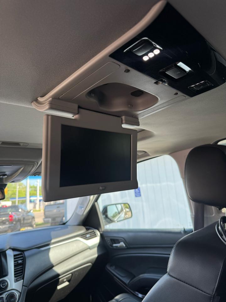 Chevrolet Suburban LT 4WD 2016