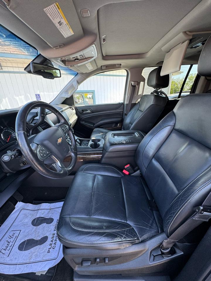 Chevrolet Suburban LT 4WD 2016