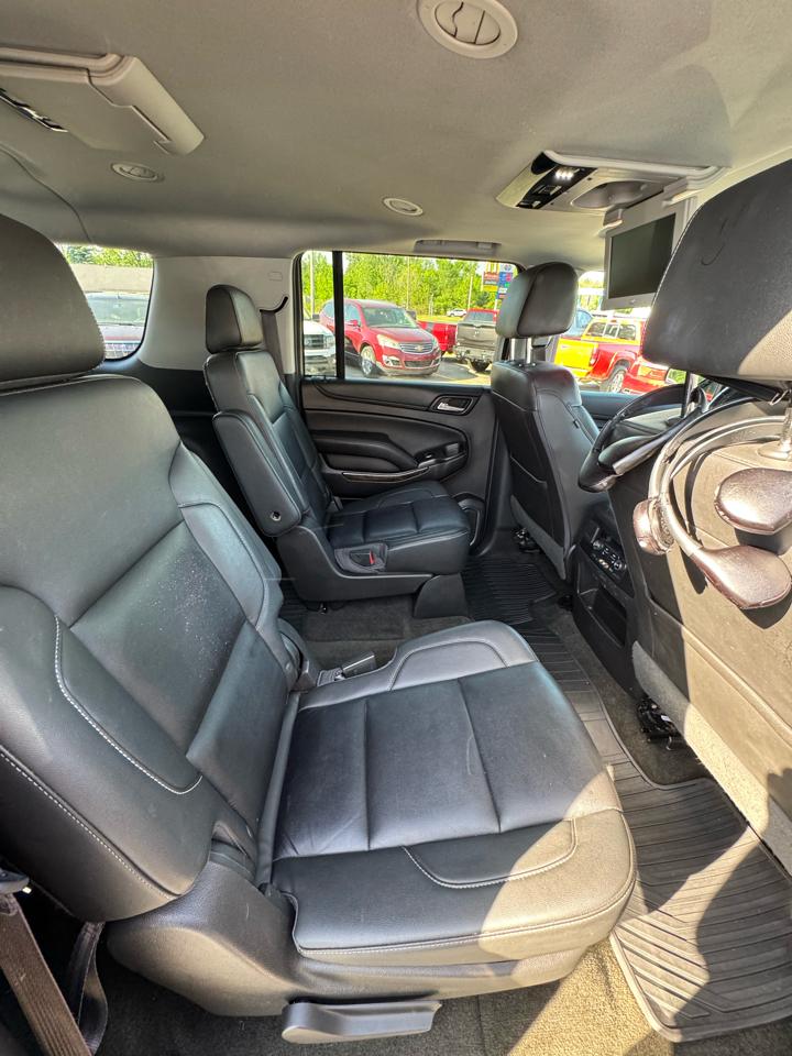 Chevrolet Suburban LT 4WD 2016