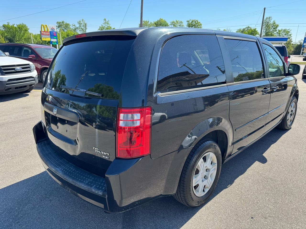 Dodge Grand Caravan SE 2010