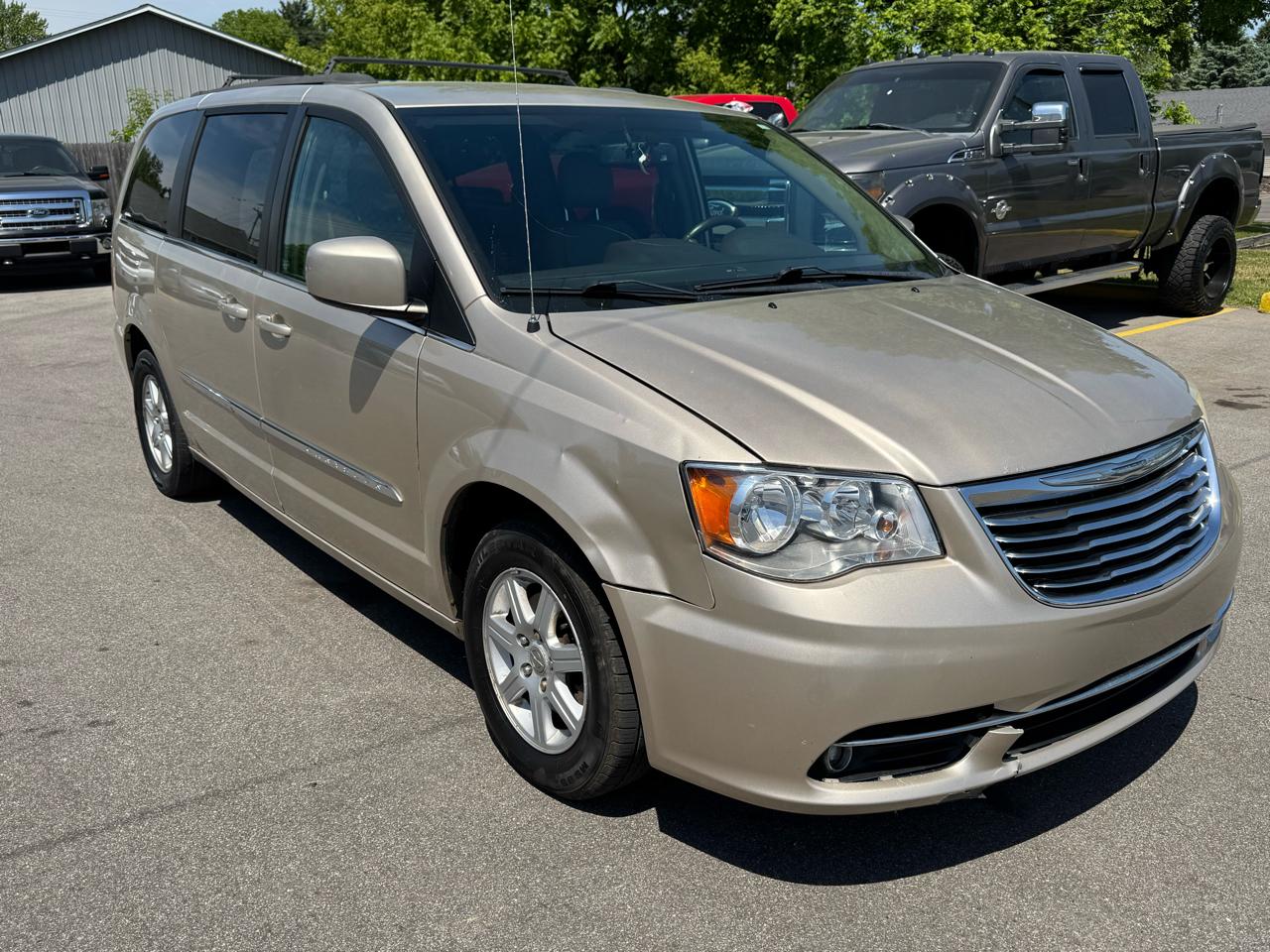 Chrysler Town & Country Touring 2012
