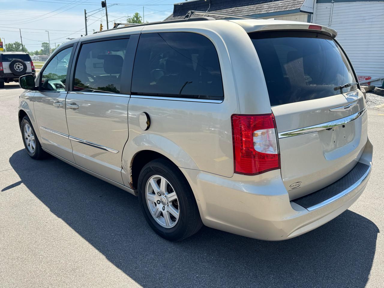 Chrysler Town & Country Touring 2012