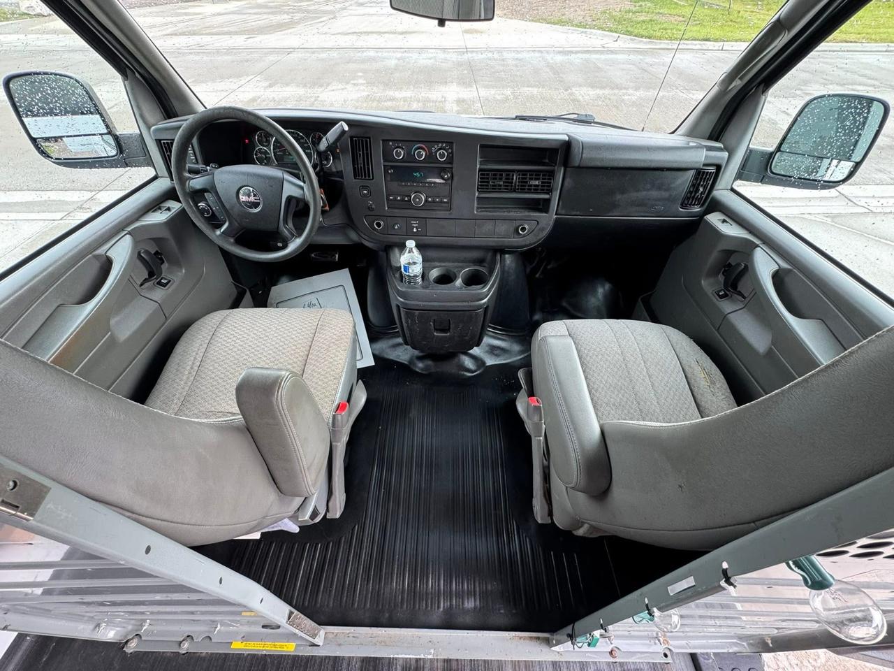 GMC Savana G3500 Cargo 2014