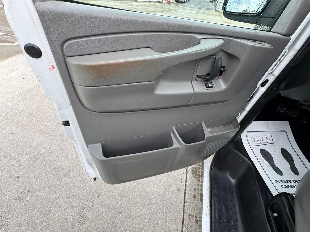 GMC Savana G3500 Cargo 2014