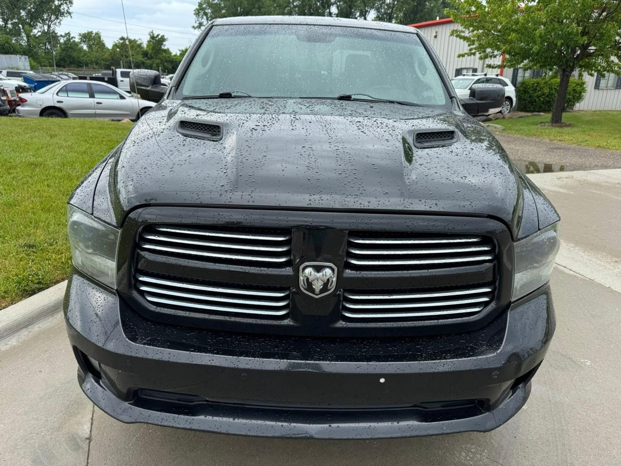 RAM 1500 Sport Crew Cab SWB 4WD 2015