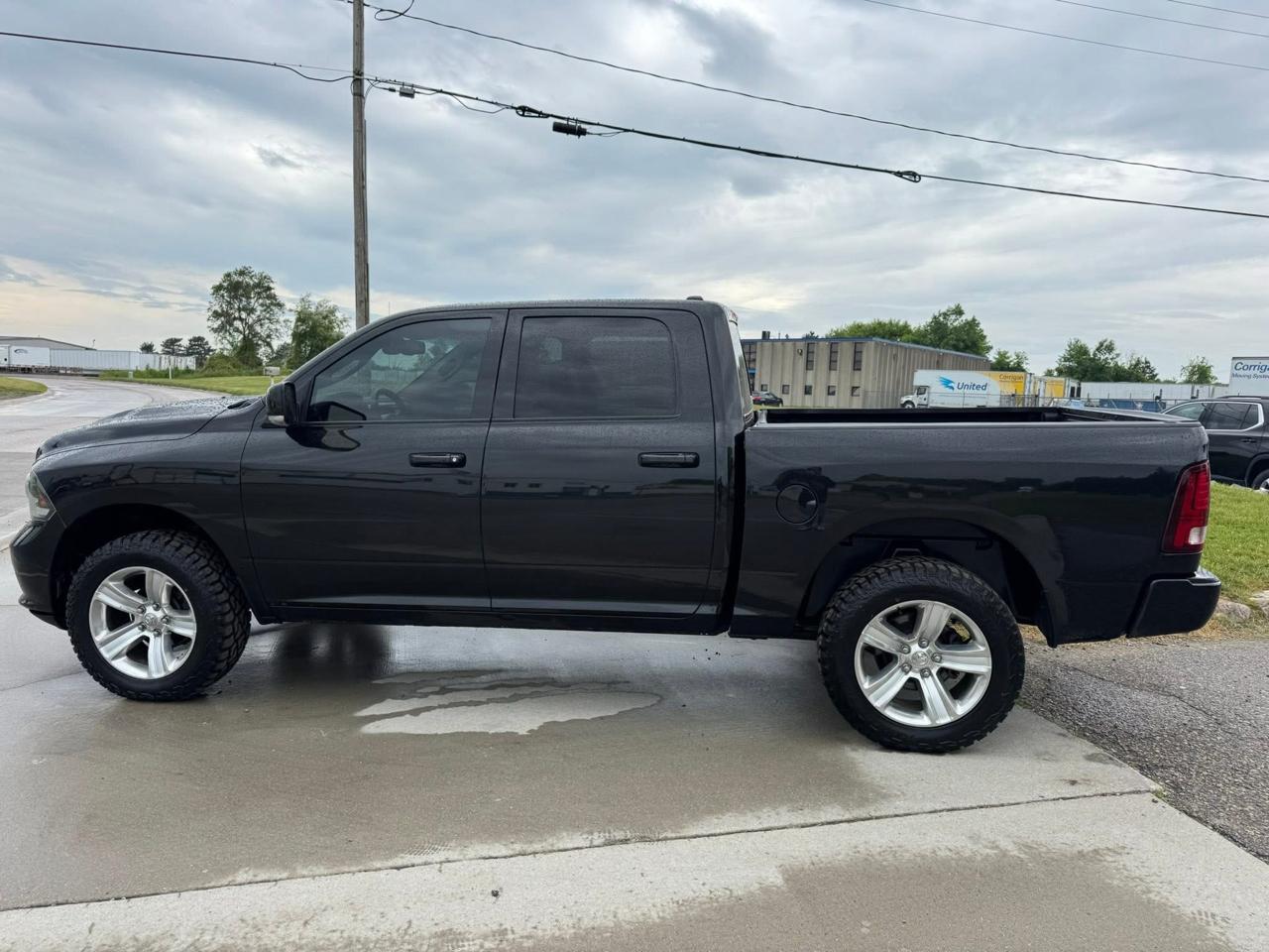 RAM 1500 Sport Crew Cab SWB 4WD 2015