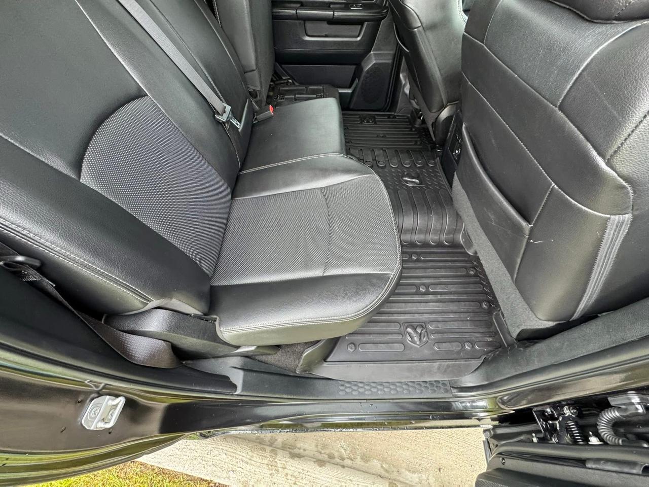 RAM 1500 Sport Crew Cab SWB 4WD 2015