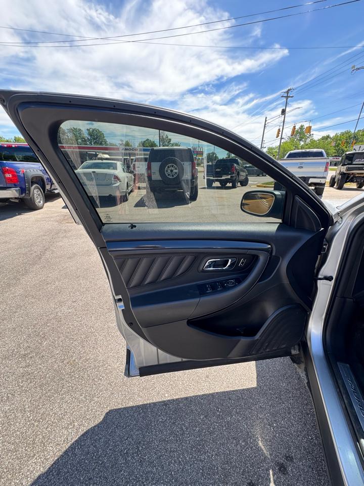 Ford Taurus SHO AWD 2013