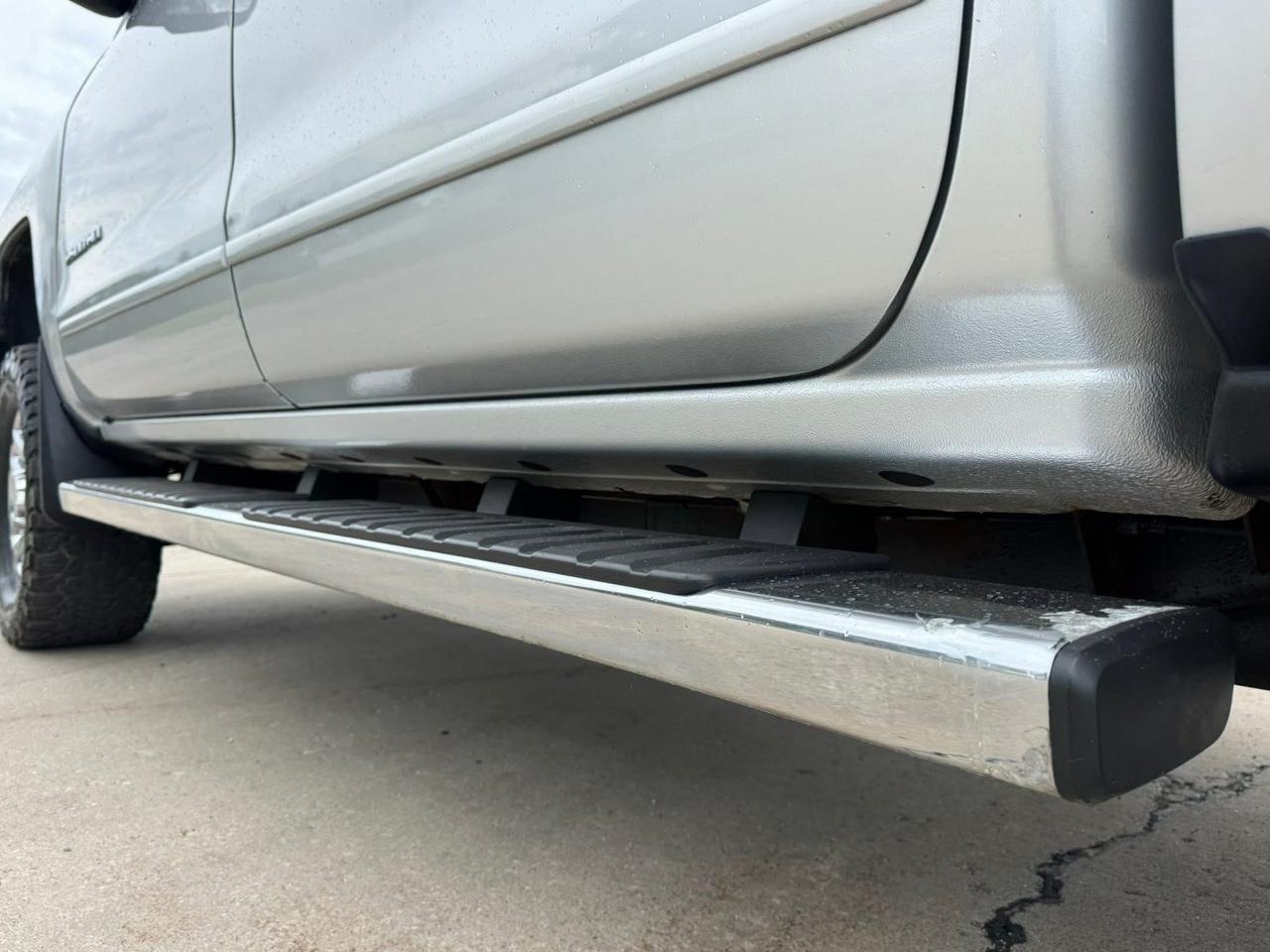 Chevrolet Silverado 2500HD LT Crew Cab Long Box 4WD 2018