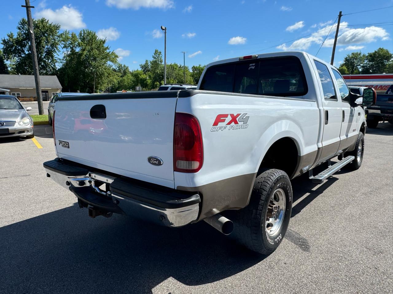 Ford F-350 SD Lariat Crew Cab Long Bed 4WD 2004