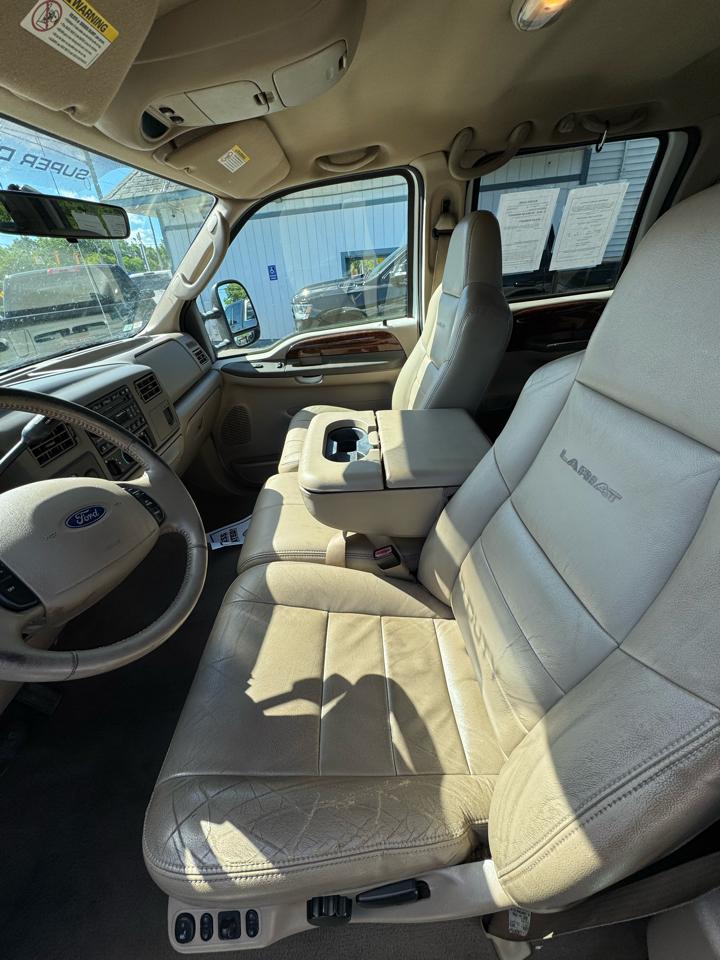 Ford F-350 SD Lariat Crew Cab Long Bed 4WD 2004