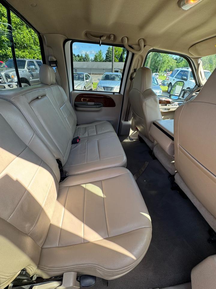 Ford F-350 SD Lariat Crew Cab Long Bed 4WD 2004