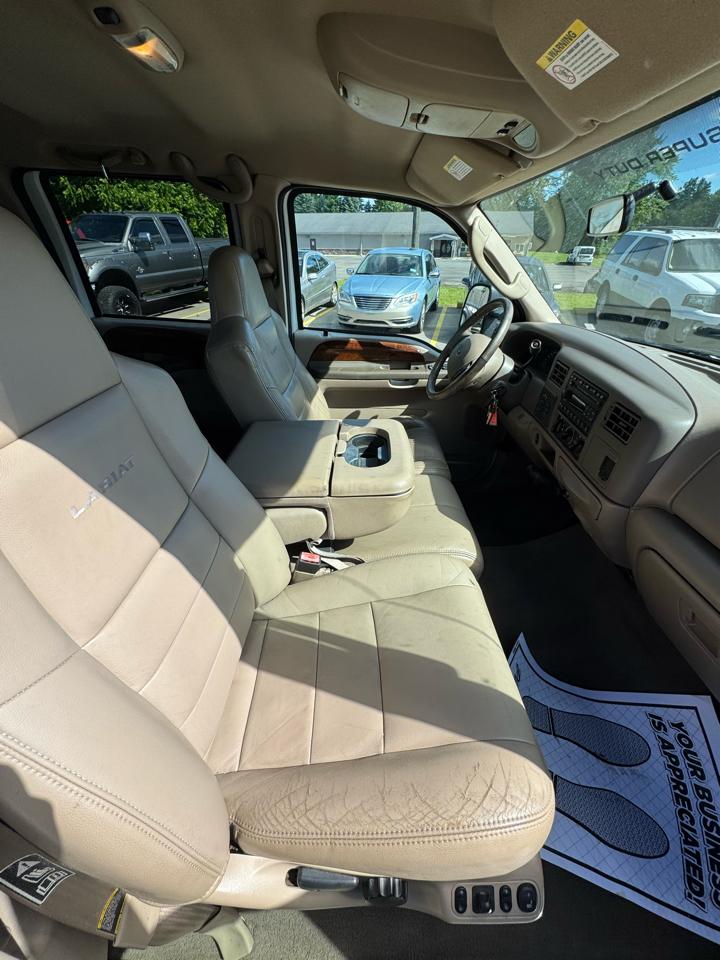 Ford F-350 SD Lariat Crew Cab Long Bed 4WD 2004