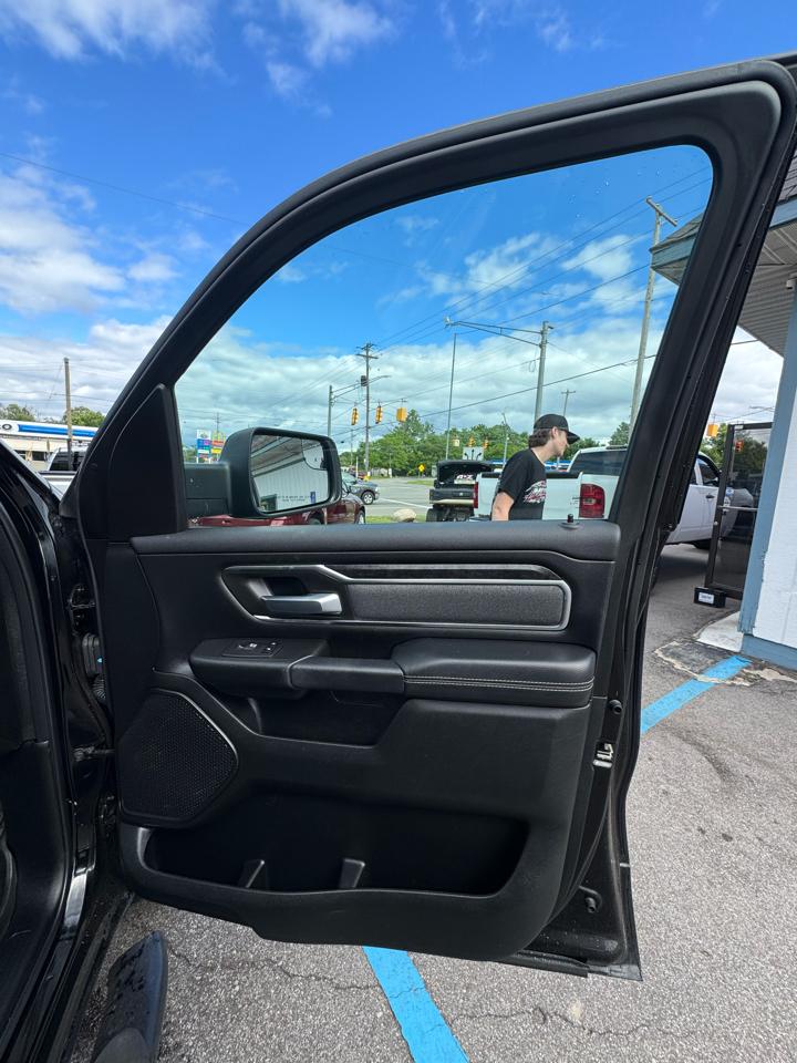 RAM 1500 Big Horn Crew Cab SWB 4WD 2019