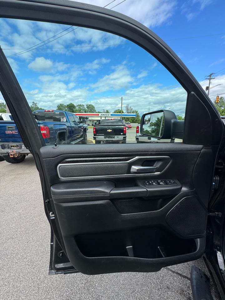 RAM 1500 Big Horn Crew Cab SWB 4WD 2019
