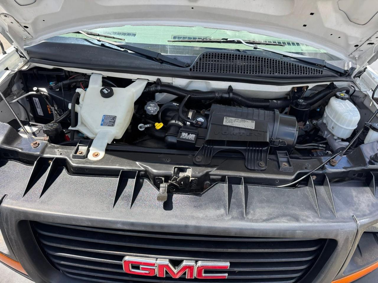GMC Savana G2500 Cargo 2015