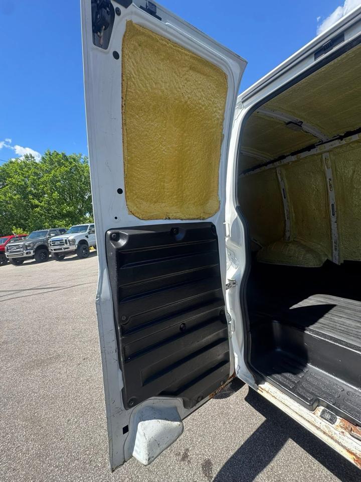 GMC Savana G2500 Cargo 2015