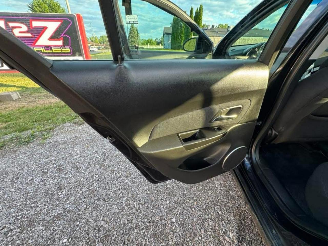 Chevrolet Cruze 1LT 2011