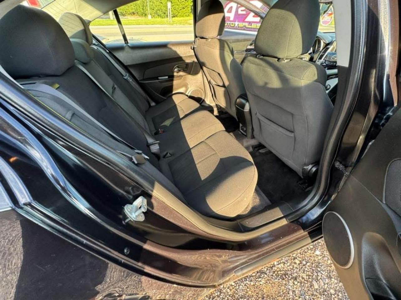 Chevrolet Cruze 1LT 2011