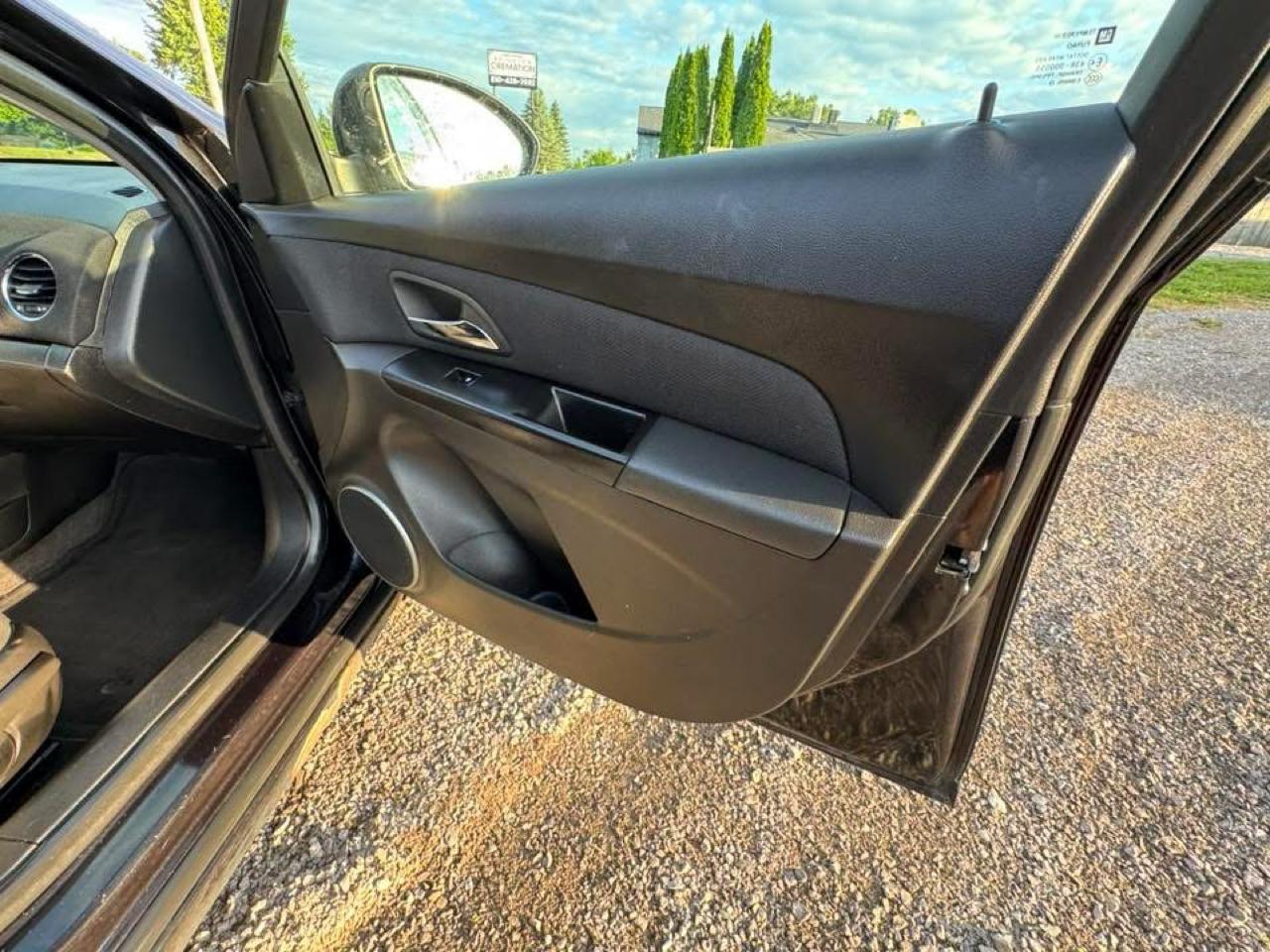 Chevrolet Cruze 1LT 2011