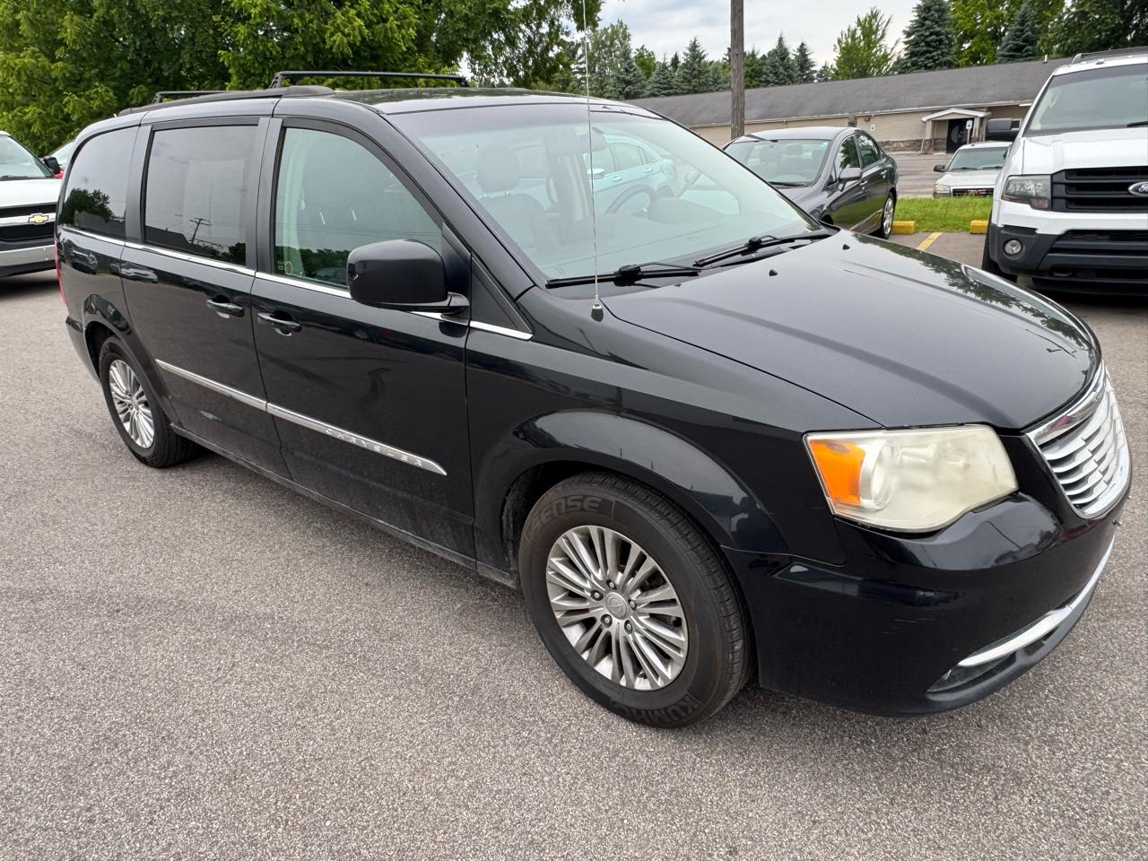 Chrysler Town & Country Touring-L 2015