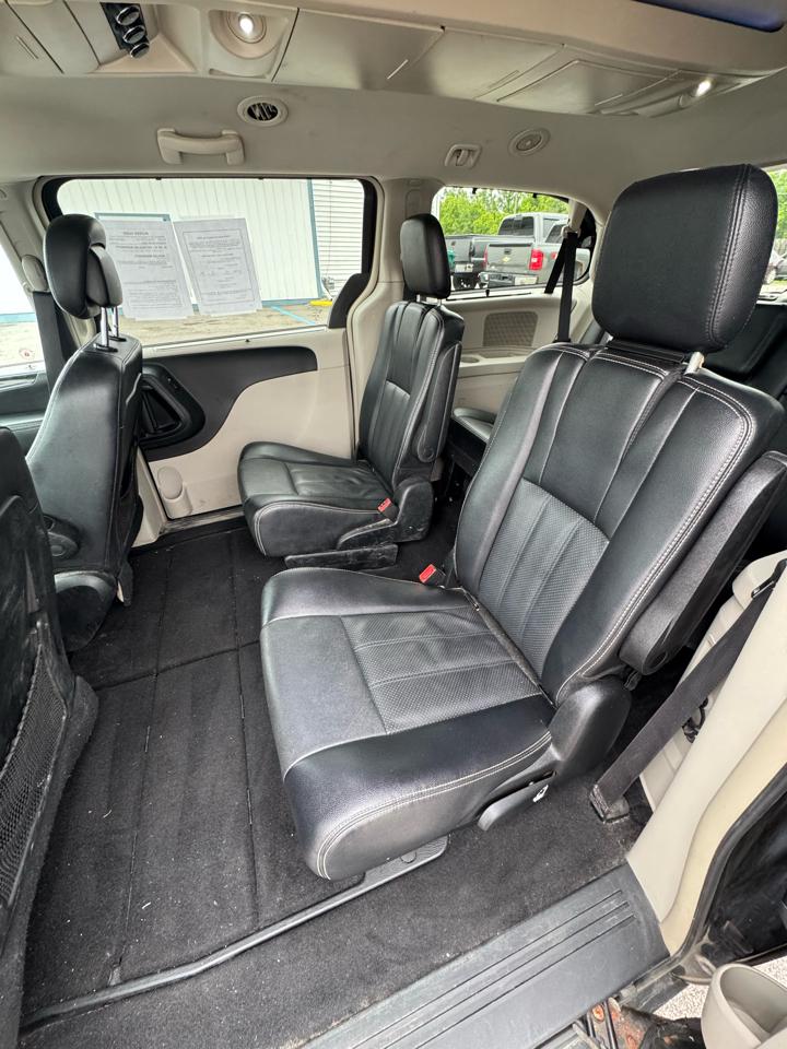 Chrysler Town & Country Touring-L 2015