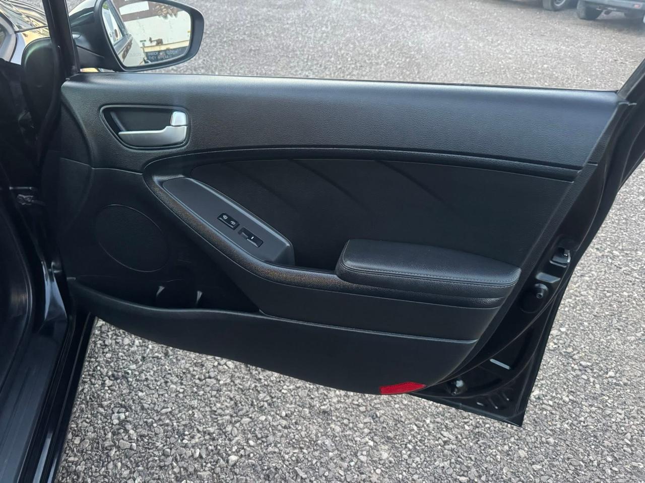 Kia Forte LX 6A 2017
