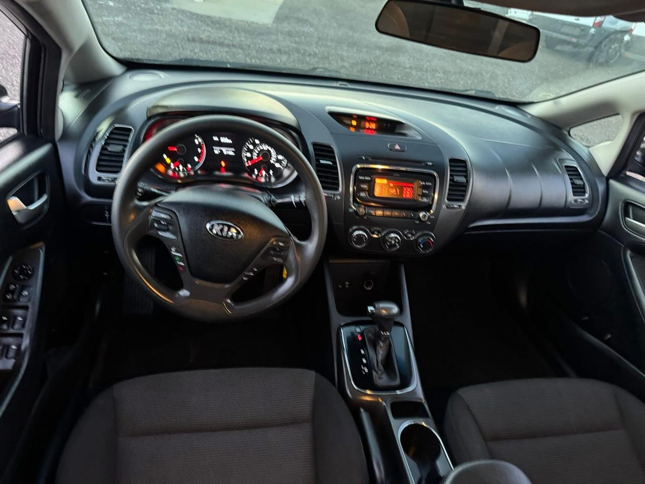 Kia Forte LX 6A 2017