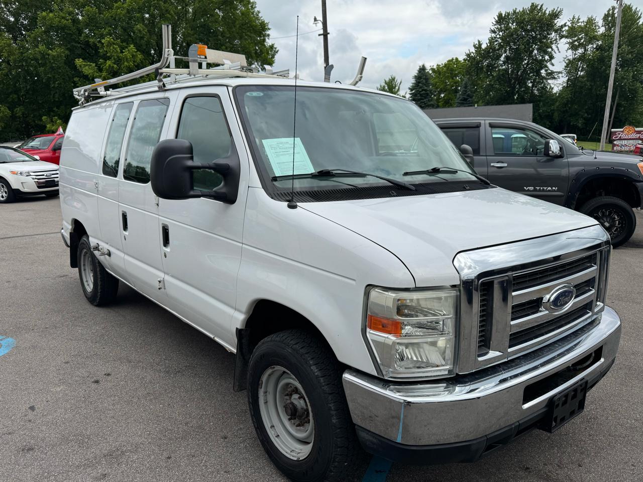 Ford Econoline E-150 2011