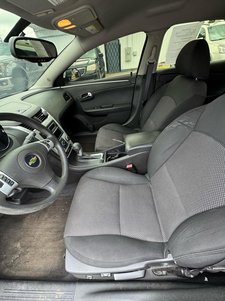 Chevrolet Malibu 1LT 2011