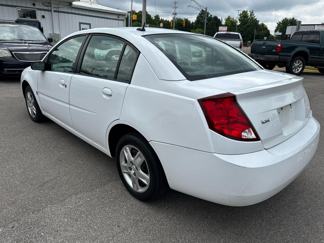 Saturn ION 2 Sedan Automatic 2007