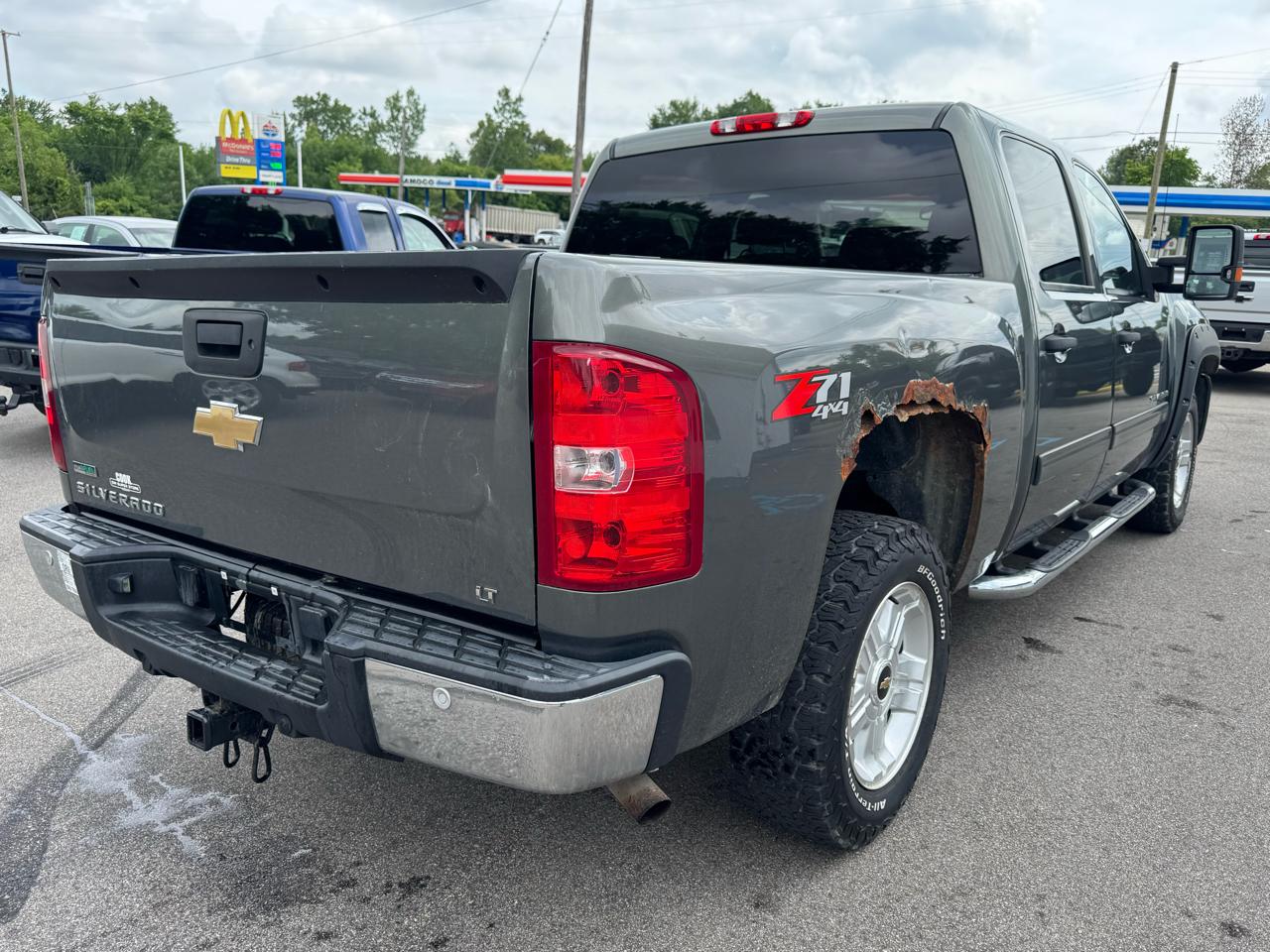 Chevrolet Silverado 1500 LT Crew Cab 4WD 2011