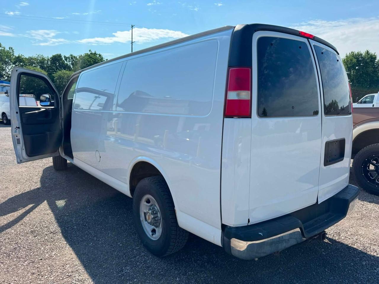 Chevrolet Express 3500 Cargo Extended 2012