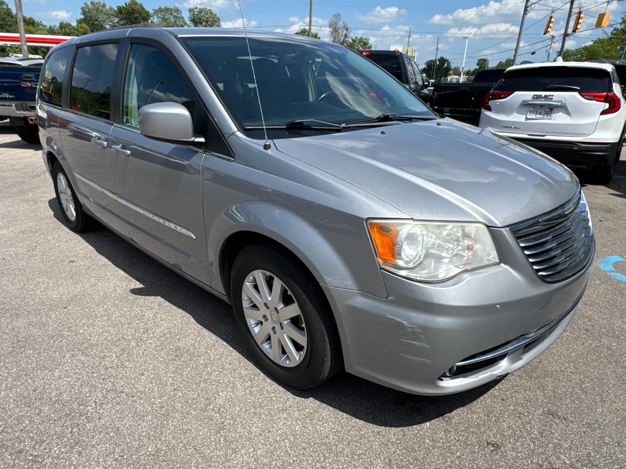 Chrysler Town & Country Touring 2014