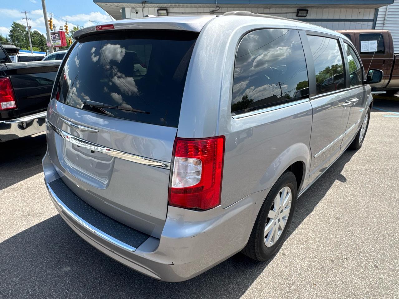 Chrysler Town & Country Touring 2014