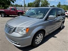 2014 Chrysler Town & Country 