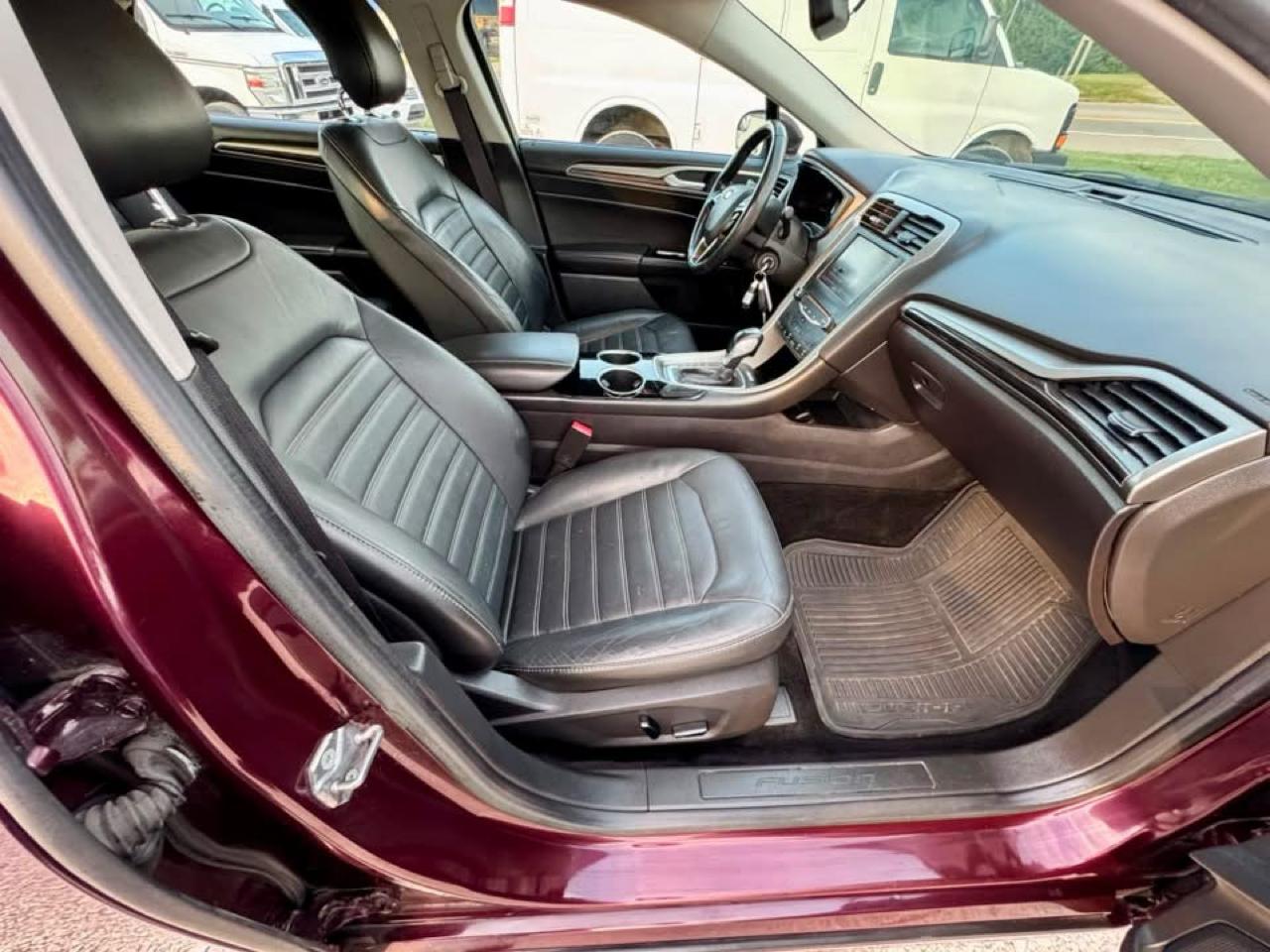 Ford Fusion SE 2013